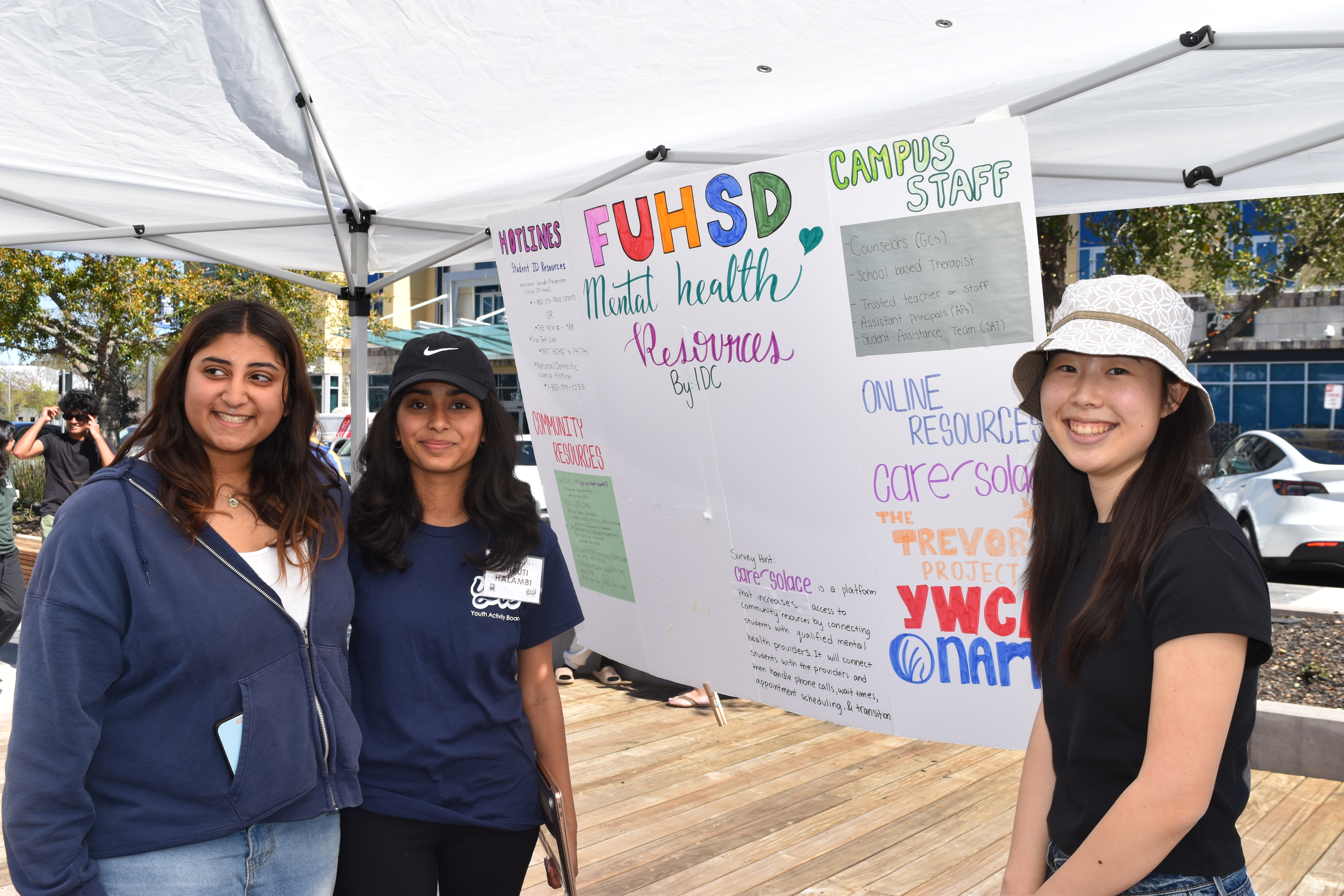 FUHSD Students Tabling