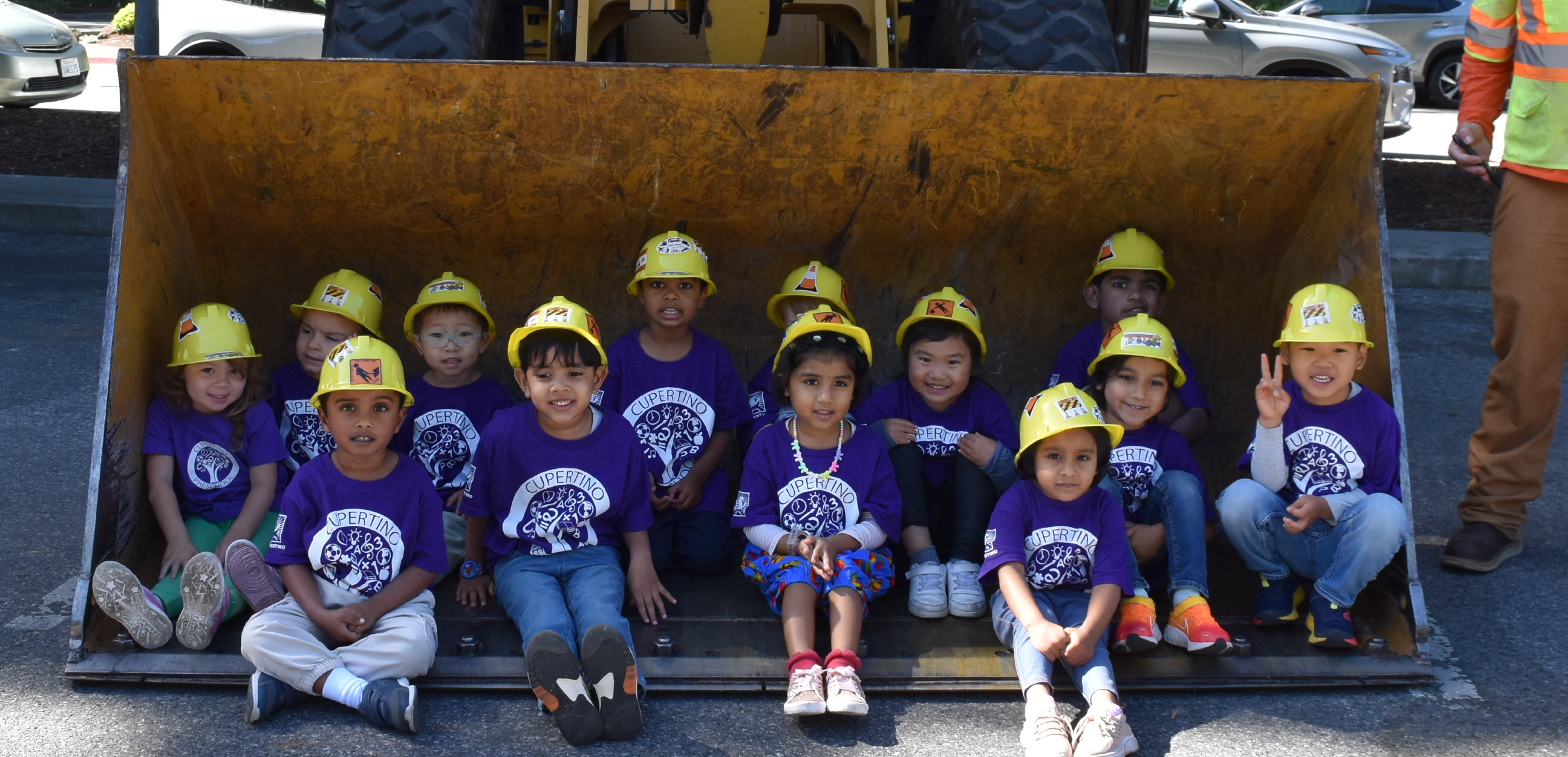 Preschool kids that public works day.