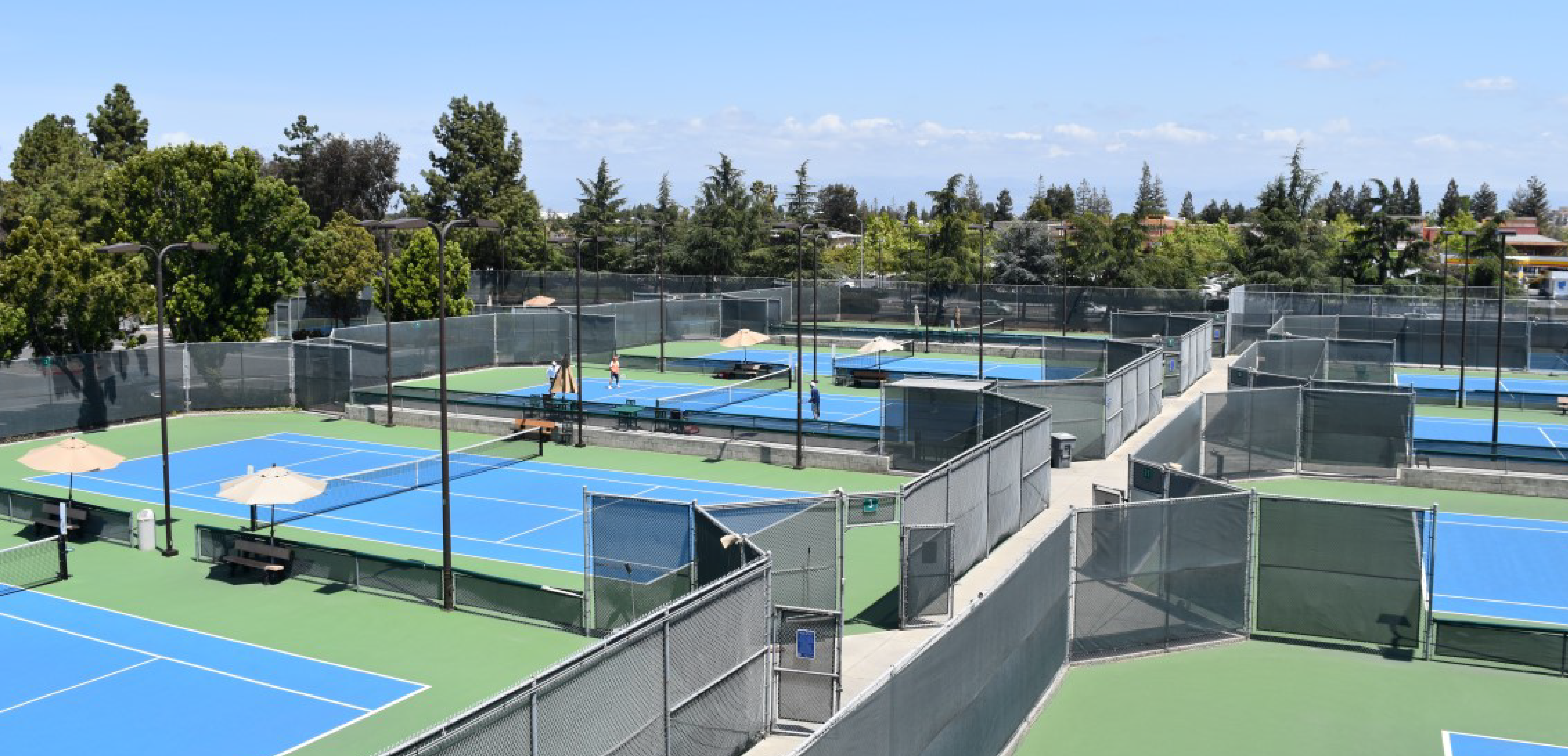 tennis-courts-01.png